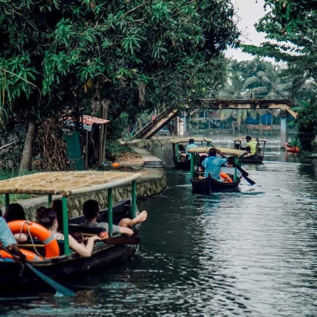 Alleppey: Kayaking and Shikkara Boat Tour with Local Meal - Key Points