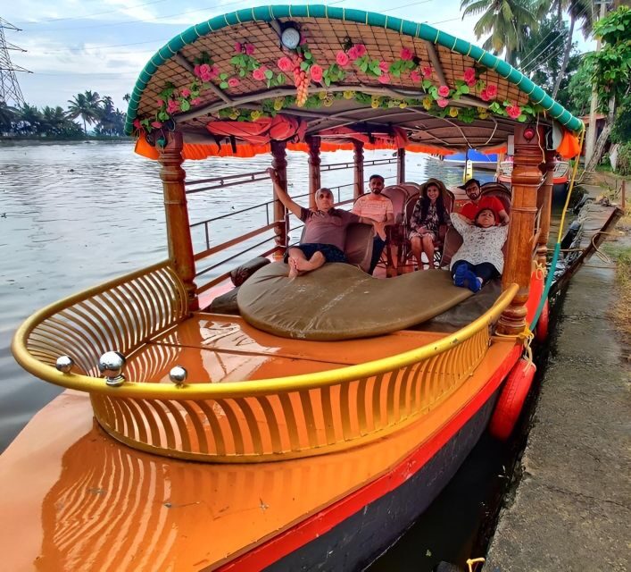 Alleppey Shikara boat ride - What’s Included and What’s Not