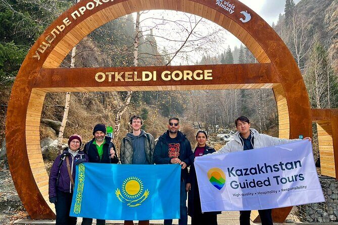 Alma-Arasan & Ayusai Mountain Gorges with Hot Springs Tour - Discover the Natural Wonders of Alma-Arasan & Ayusai Gorges