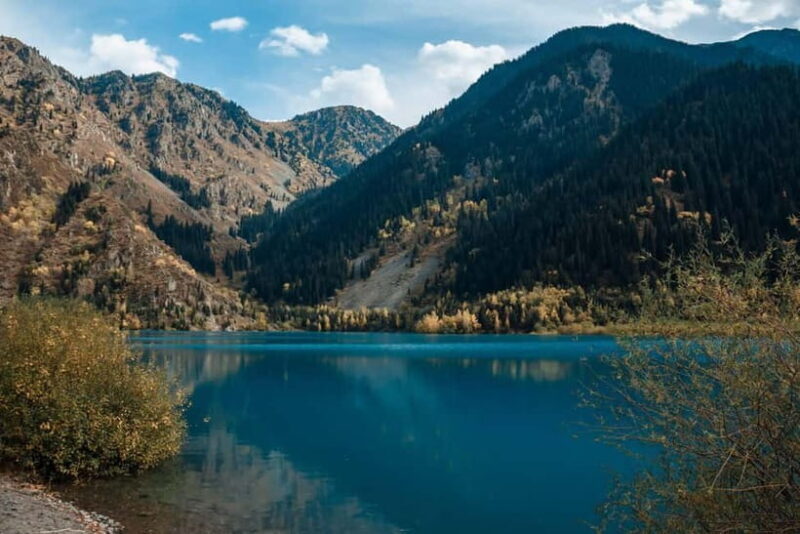 Almaty: Kolsai and Kaindy Lakes & Black Canyon Full-Day Trip - Lunch and Free Time at Saty Village