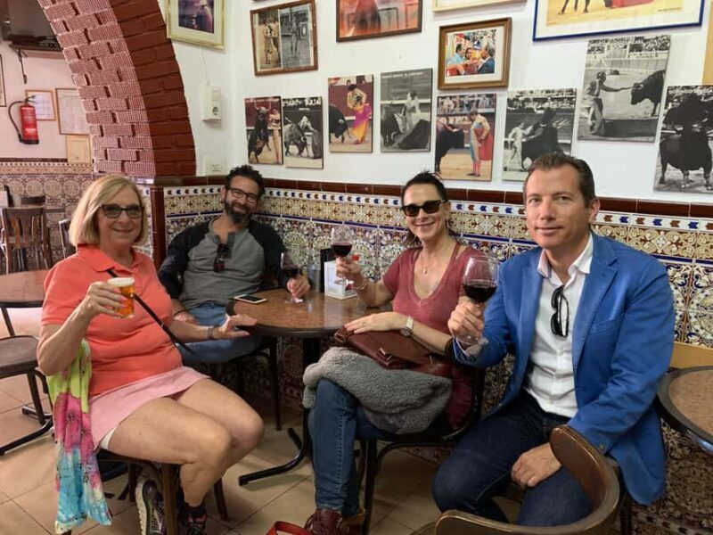 Almería: Walking Tour with Tapas and Olive Oil Tasting - Key Points