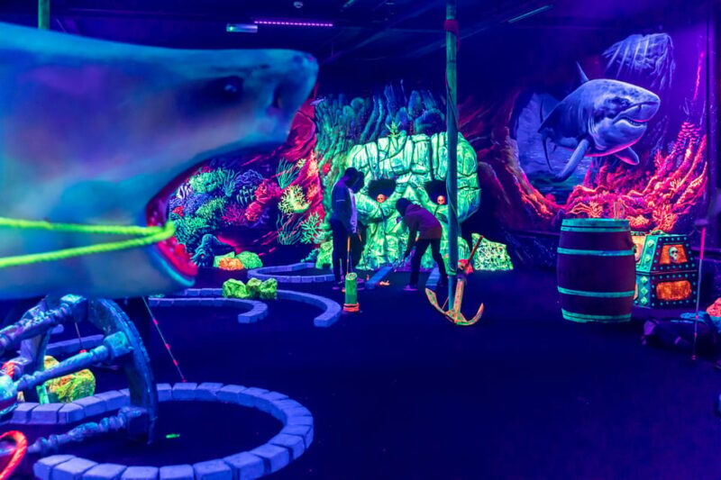 Aloha Amsterdam: 12-Hole Glow-in-the-Dark Mini-Golf - FAQs