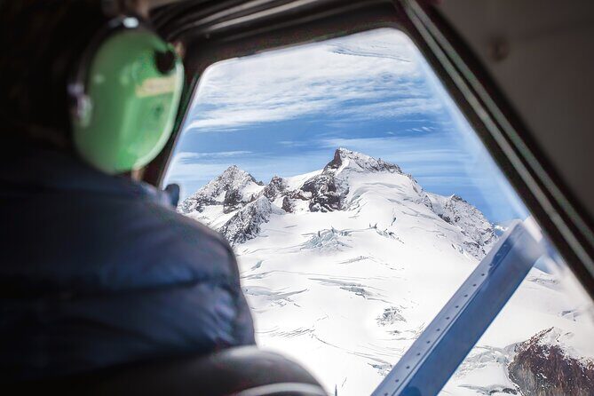 Alpine Lakes and Glaciers Tour by Seaplane with Pickup - Aerial Adventure Over Vancouver’s Alpine Beauty