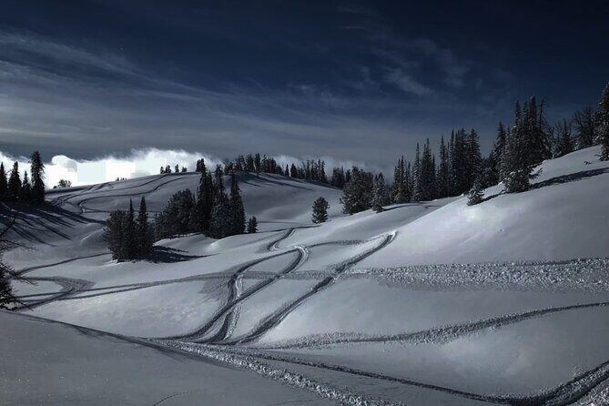 Alpine Self Guided Snowmobile Rentals - Exploring Wyoming’s Winter Wonderland with Self-Guided Snowmobile Rentals