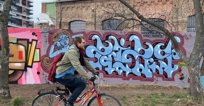 Alternative Bike tour: Graffiti Wall and Peace - Practical Details and Tips