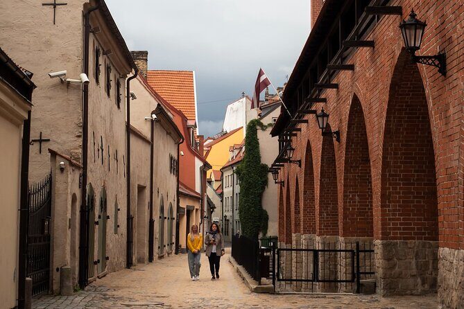 Alternative Riga: Central market and Moscow suburb tour - What Sets This Tour Apart