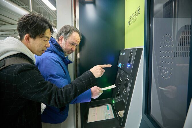 Amagasaki Retro Tour: Showa era-style bar & horse race experience - Frequently Asked Questions