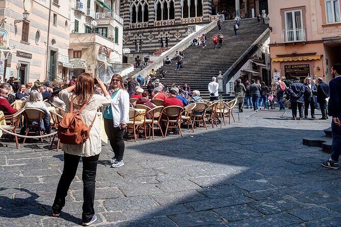 Amalfi Coast from Naples with light lunch included (Amalfi & Ravello) - Who Should Consider This Tour?
