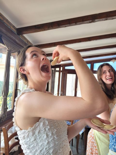 Amalfi Coast: Make tagliatelle and mozzarella in a farm - Frequently Asked Questions
