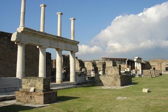 Amalfi Coast: Pompei & Vesuvius small group with Skip the line tickets - The Itinerary Breakdown: A Closer Look