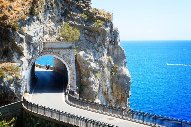 Amalfi Coast Sightseeing Bus Tour from Pompeii - FAQs