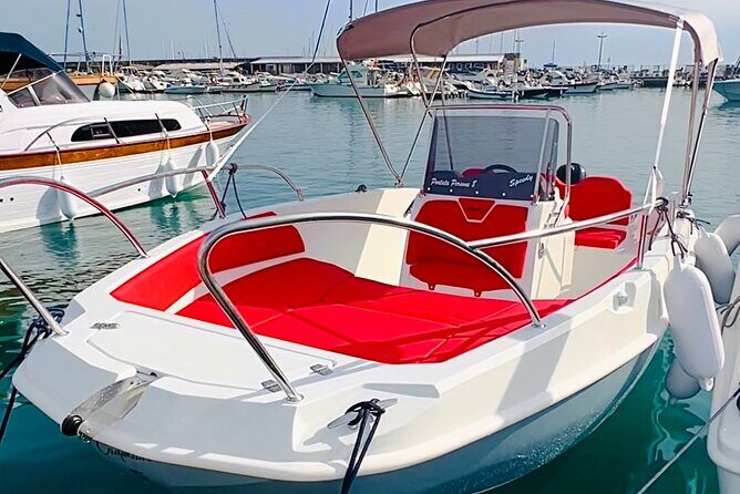 Amalfitan coast boat rent no license or with professional skipper - The Sum Up
