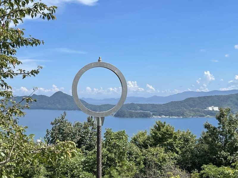 Amanohashidate & Ine Bay Full-Day Tour with Seafood Lunch - The guide and bus make a real difference