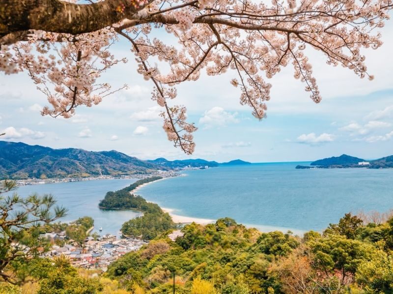 Amanohashidate, Ine Funaya, & Chionji Temple One Day Tour - Amanohashidate’s sandbar from Mount Wenju