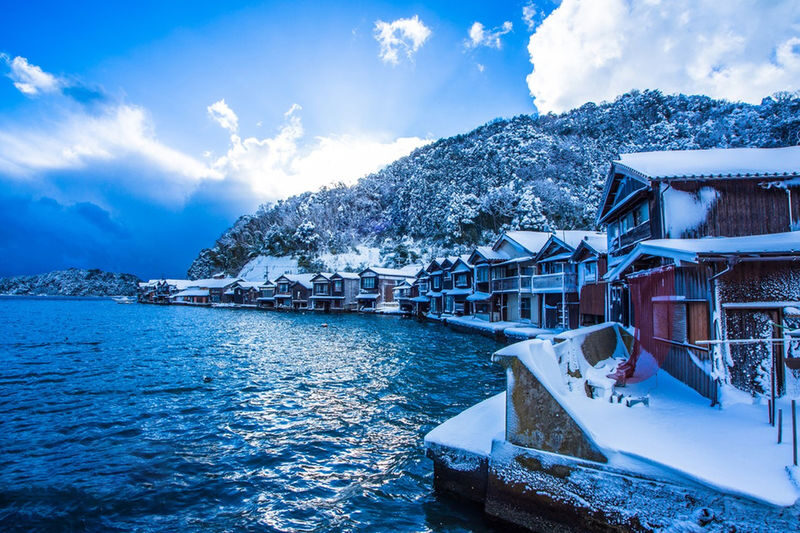 Amanohashidate & Ine no Funaya & Miyama One-Day Tour (Cable car + Ine boat ticket optional, departs from Osaka) - The long ride from Osaka