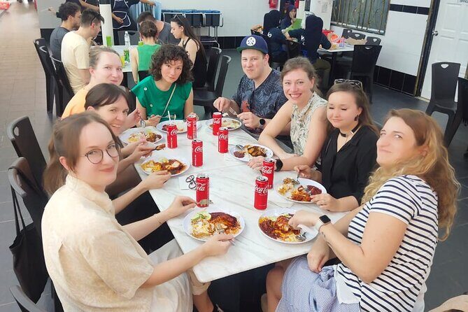 Amazing Local Food Tour in Kuala Lumpur - Guides and Authenticity
