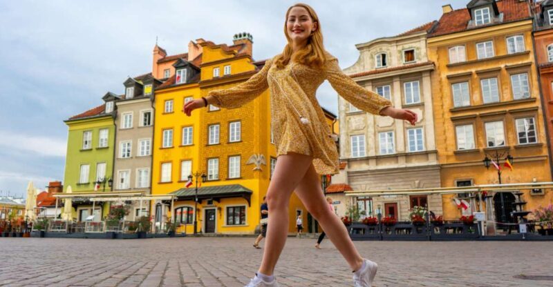 Amazing photo walk through the Old town of Warsaw - Key Points