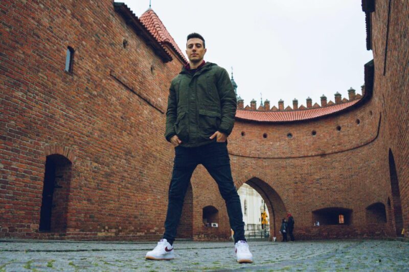 Amazing photo walk through the Old town of Warsaw - Practical Details that Matter