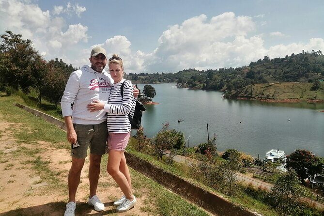 Amazing Private Guatape Tour + Boat Ride + Helicopter & Rock - FAQ