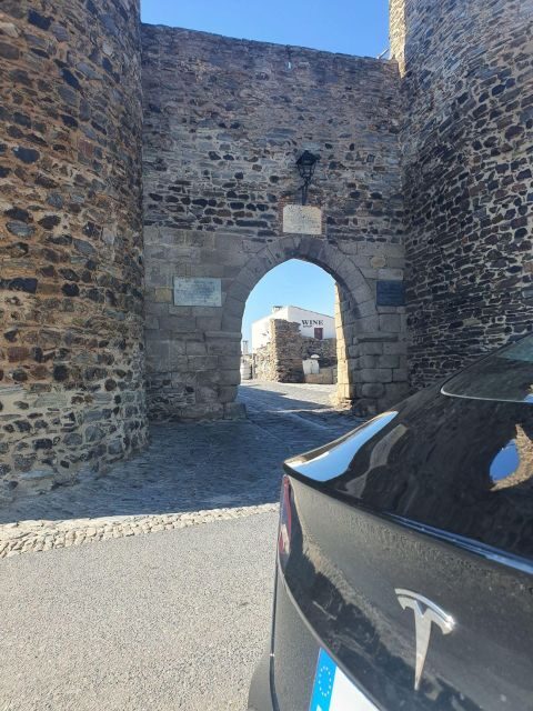 Amazing Private Tour to Alentejo Tour From Lisbon - Exploring Monsaraz: A Medieval Marvel