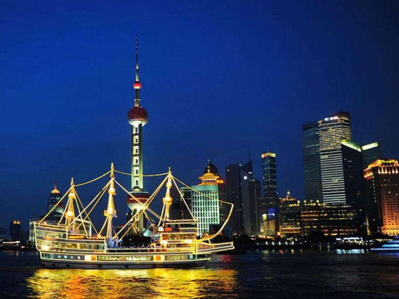 Amazing Shanghai Night Lights:River Cruise &Private Transfer - Learning and Photos with a Friendly Guide