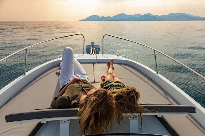 Amazing Sunset by private boat - Exploring the Itinerary in Detail