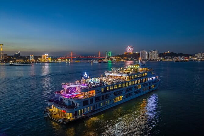 Ambassador Dinner Cruise with Live Music, Firework and Luxe - Who Should Consider This Tour?
