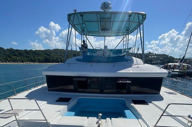 Amber Cove & Taino Bay: Private Catamaran with Jacuzzi and Lunch - FAQ