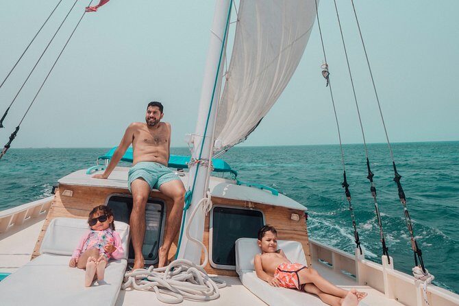 Ambergris Caye Sunset Sail Tour on the 40' Sirena Azul Sailboat - A Deep Dive Into the Ambergris Caye Sunset Sail on Sirena Azul