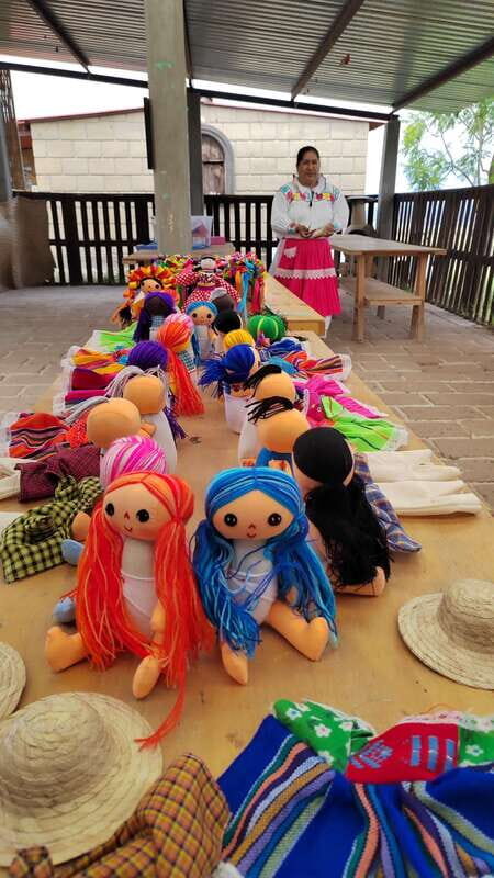 Amealco: Doll workshop and cookie and pulque tasting - Discovering Amealco: A Journey Into Mexico’s Craft and Cuisine