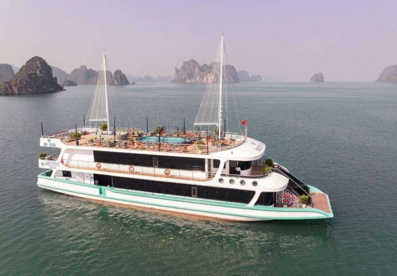 Amethyst Luxury Day Cruise Explore Halong Bay, Island, Caves - Exploring Halong Bay with the Amethyst Day Cruise