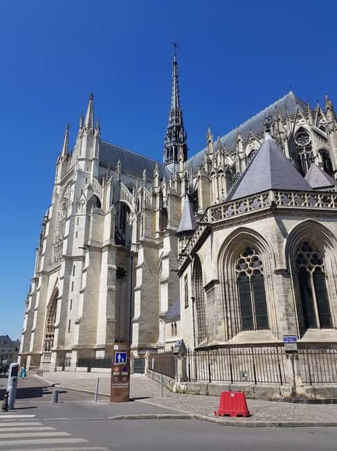 Amiens Private Guided Walking Tour - Discovering Amiens: What to Expect from the Tour