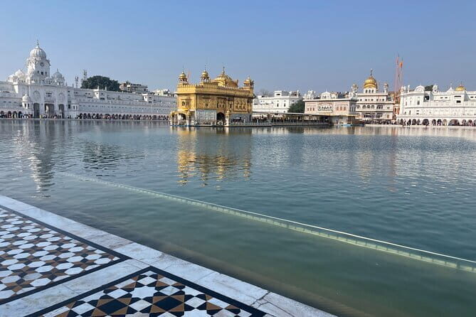Amritsar City Guided Tour 4 to 5 Hours - Key Points