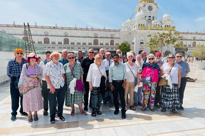 Amritsar Full Day Sight Seeing Tour with Transportation - Key Points