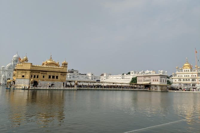 Amritsar: Golden Temple, Jallianwala Bagh & Wagah Border Tour - FAQ