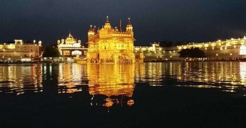 Amritsar: Small Group Sightseeing Tour with Wagah Border - Key Points