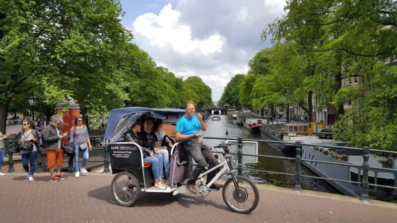 Amsterdam 1-Hour Rickshaw Tour - Who Should Consider This Tour?