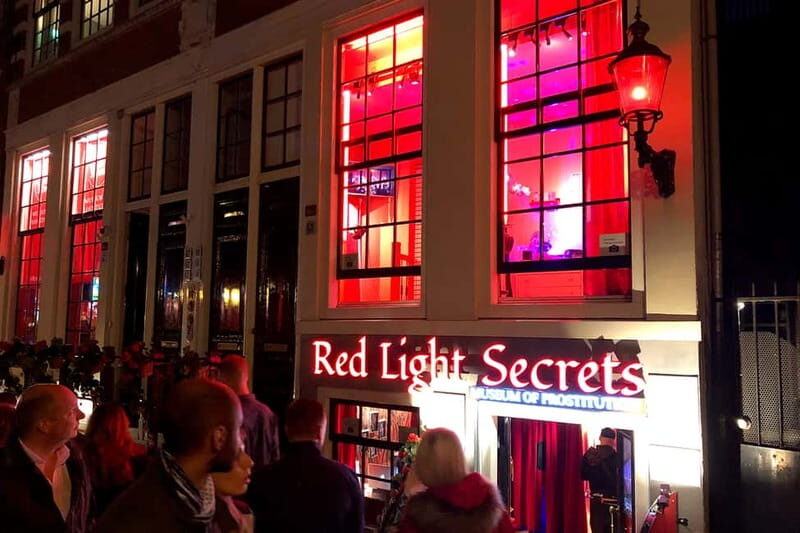 Amsterdam: 1,5-Hour Red Light District Tour - Key Points