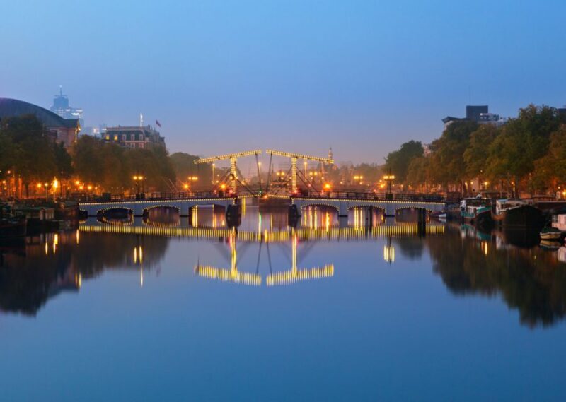 Amsterdam: 3-Hour Private Highlights City Tour by Minivan - A Deep Dive into the Experience