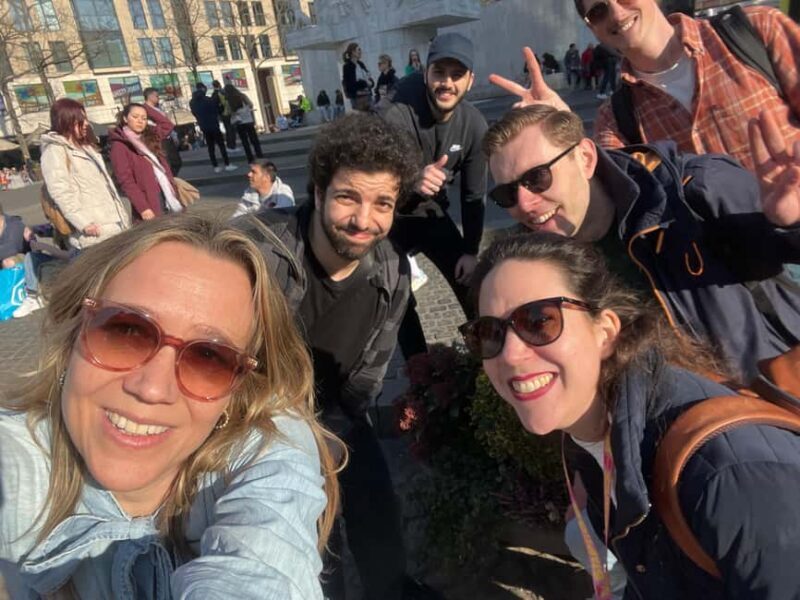 Amsterdam: A Guided City Adventure - Exploring Amsterdam: A Playful Approach to the City