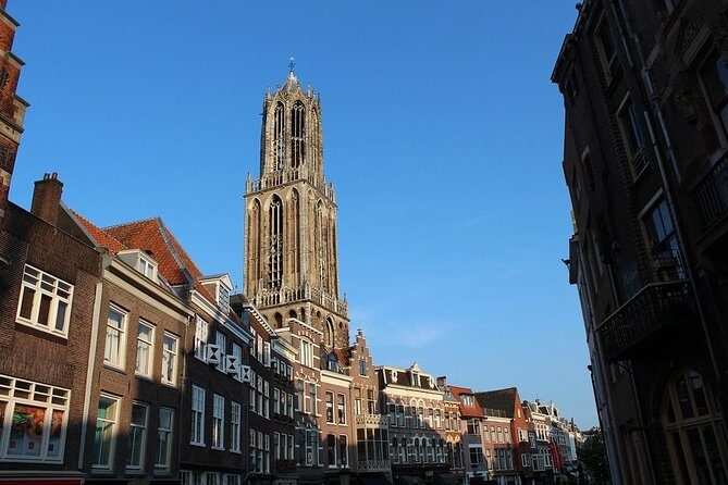 Amsterdam Airport Schiphol & Amsterdam City to Utrecht - Discovering the Comfort of a Private Transfer from Amsterdam Airport or City to Utrecht