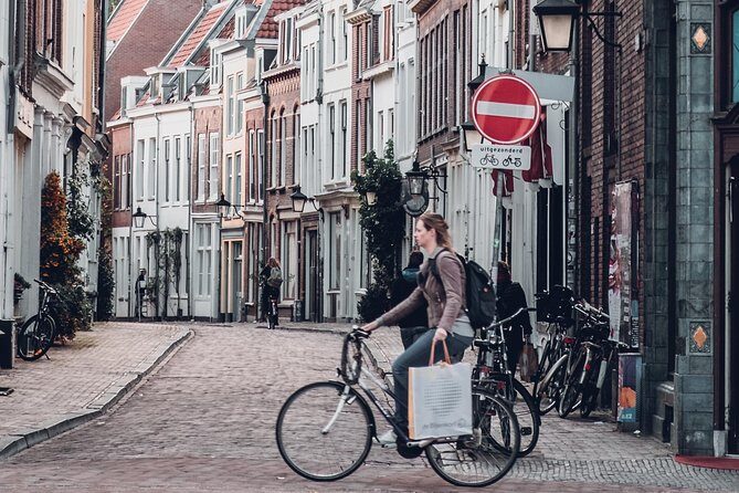 Amsterdam Airport Schiphol & Amsterdam City to Utrecht - FAQs