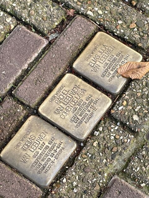 Amsterdam: Anne Frank's Last Walk & Visit Anne's House in VR - Authentic Experiences from Reviewers