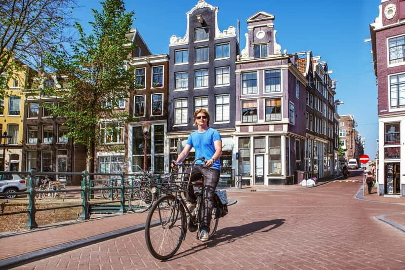Amsterdam:: Bike Rental with Free Self-Guided Tour App - An In-Depth Look at the Experience