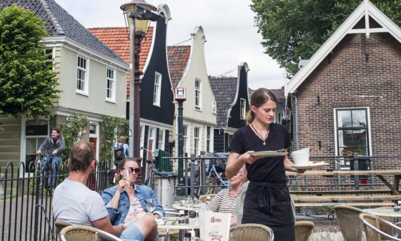 Amsterdam: Bike Tour (Noord) in German or English - Key Points