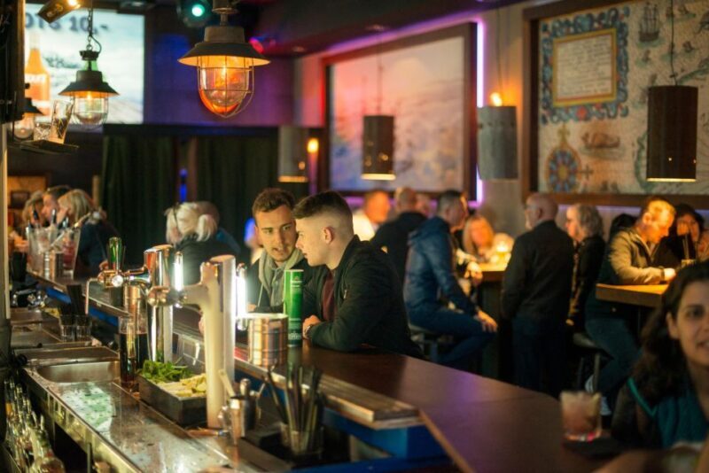 Amsterdam: Canal Cruise and Entrance to Xtracold Icebar - Who Should Consider This Tour?