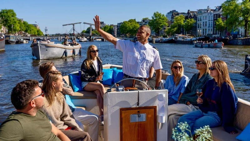 Amsterdam: Canal Cruise in Open Boat with Drink Option - Key Points