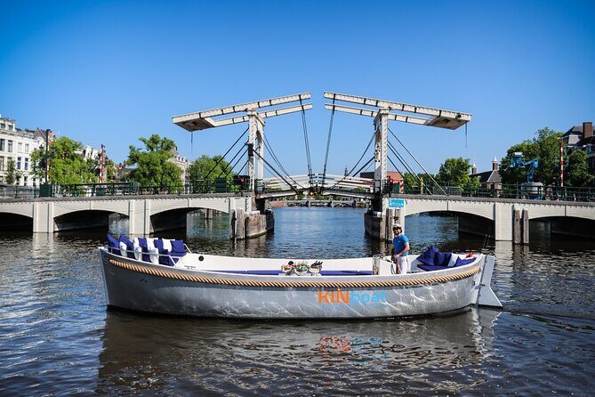 Amsterdam Canal Cruise in Open Boat with Unlimited Drinks Option - Summary