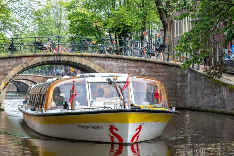 Amsterdam: Canal Cruise with Free Dutch Stroopwafel - The Details of the Canal Cruise Experience