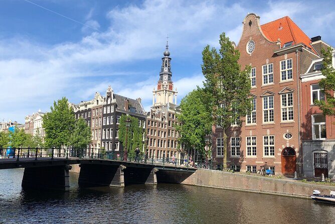 Amsterdam Canal Cruise with German Guide and unlimited drinks - FAQ